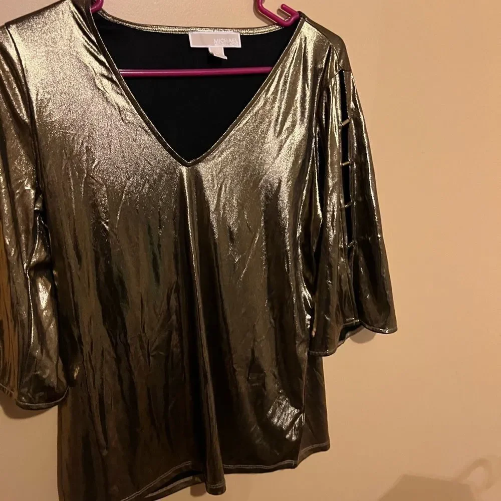 Michael‎ kors medium shiny blouse